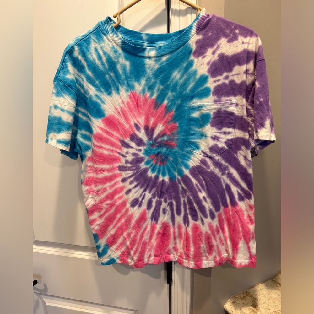 No boundaries tie dye shirt XXL Juniors